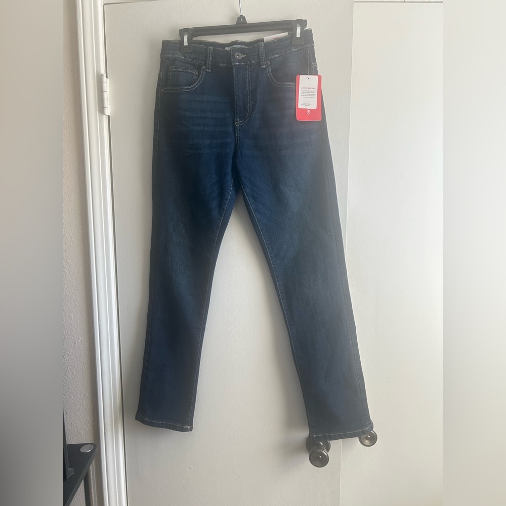 Girls dark rinse lucky brand  straight jeans never worn size 16